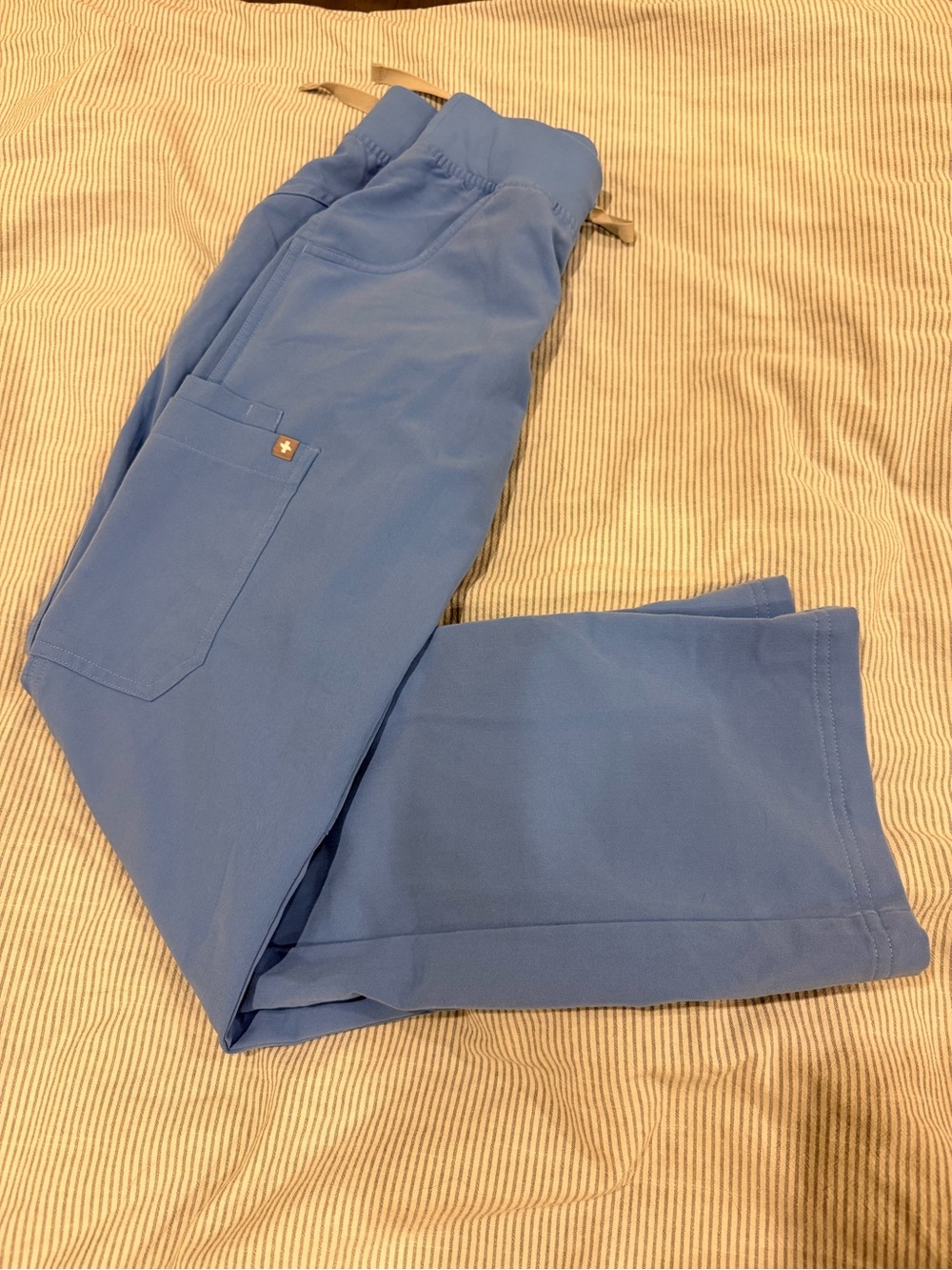 FIGS Women's Scrub Pants XXS Petite in Ceil Blue